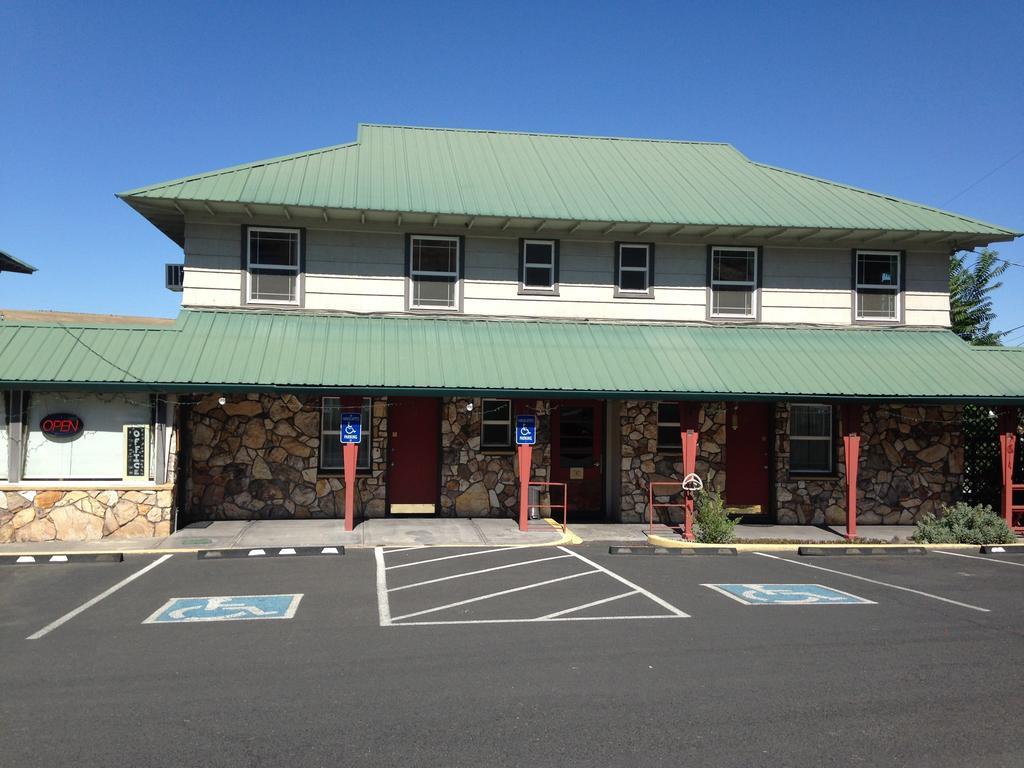 Rugged Country Lodge Pendleton Exterior foto